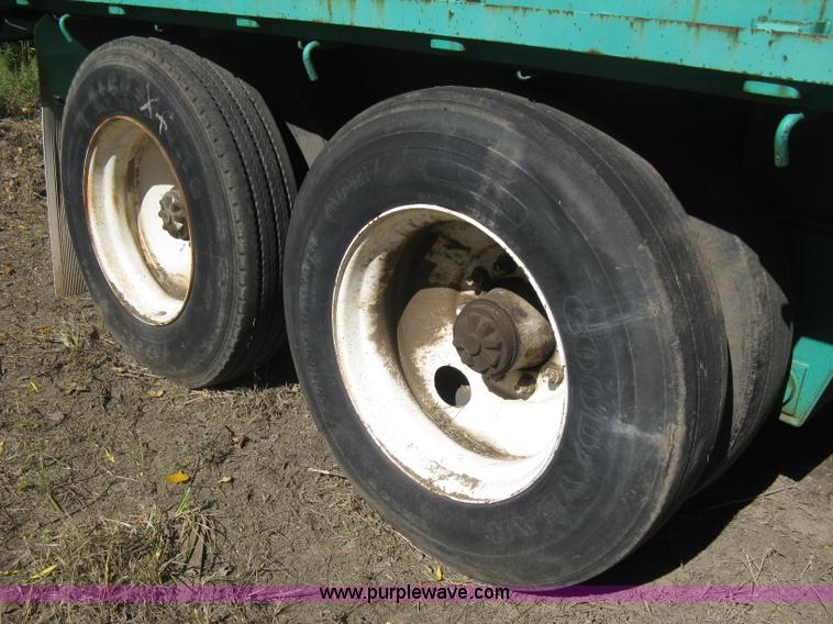 image for item B8289 1984 Fruehauf flatbed trailer