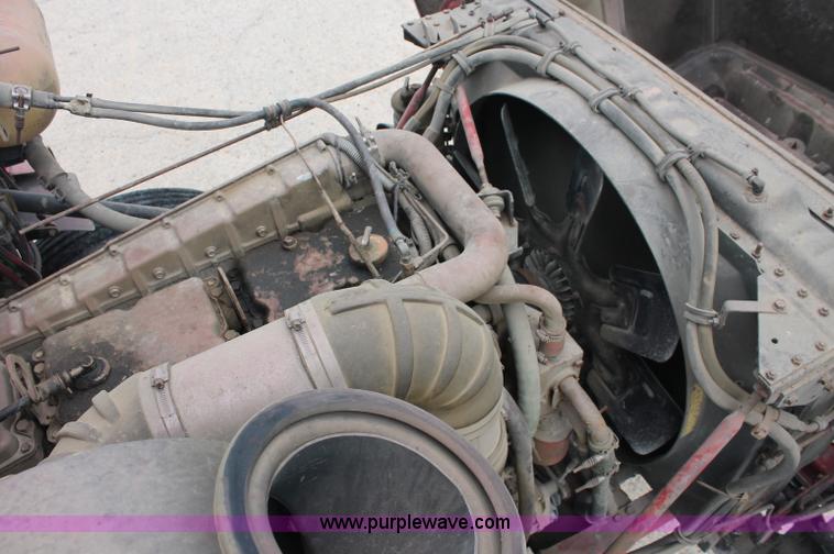 image for item C2681 1991 Volvo White GMC Aero WCA fertilizer tender truck