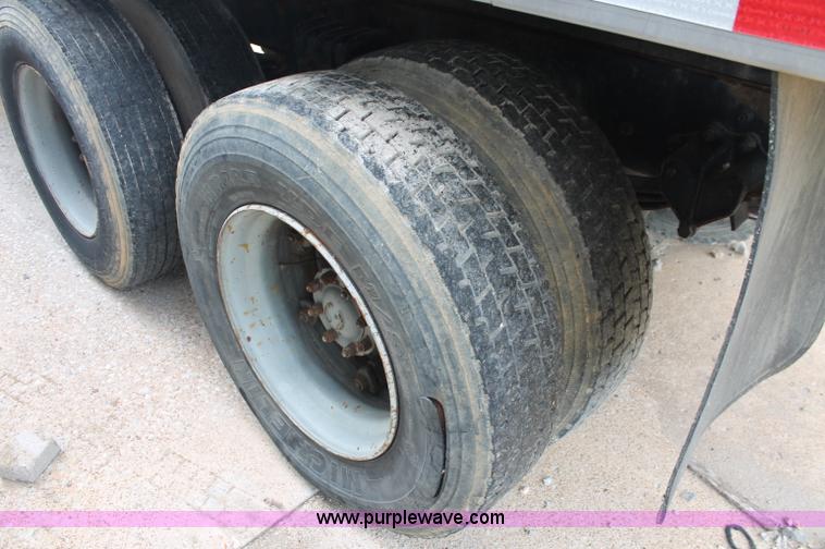 image for item C2681 1991 Volvo White GMC Aero WCA fertilizer tender truck