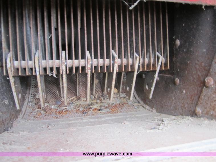 image for item D5692 New Holland 351 grinder/mixer