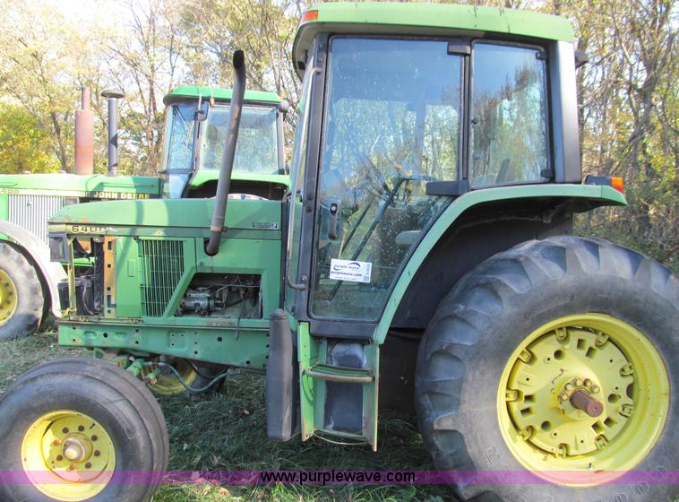 image for item E3533 1994 John Deere 6400 tractor