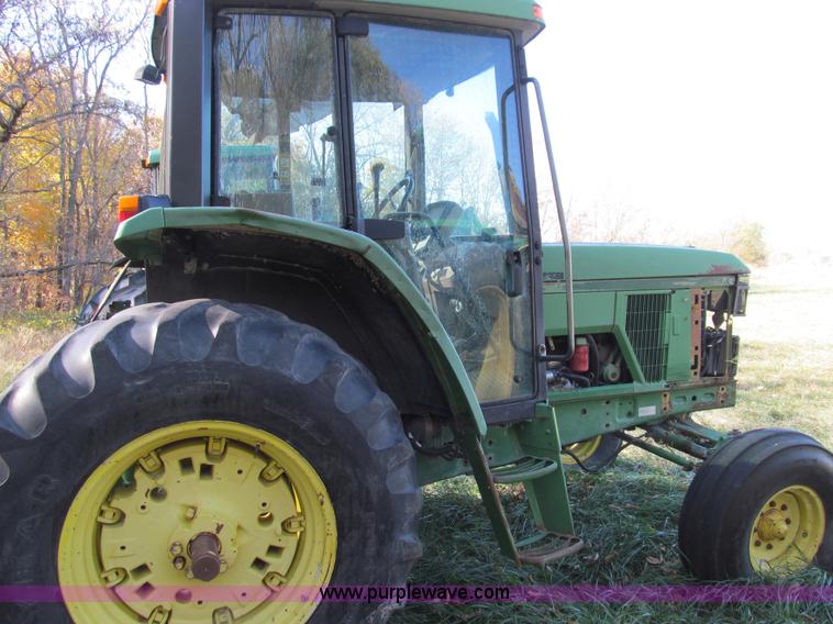 image for item E3533 1994 John Deere 6400 tractor