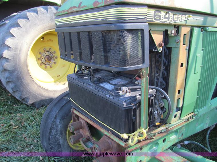 image for item E3533 1994 John Deere 6400 tractor