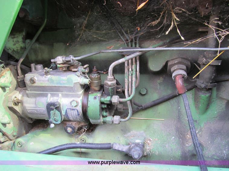 image for item E3533 1994 John Deere 6400 tractor