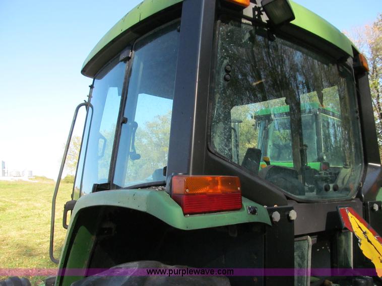 image for item E3533 1994 John Deere 6400 tractor