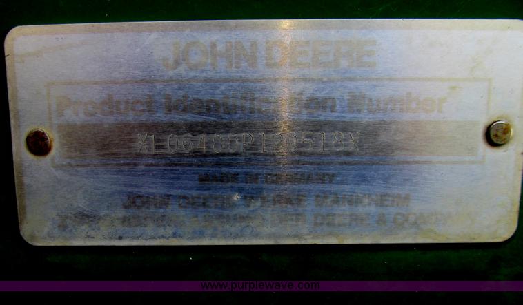 image for item E3533 1994 John Deere 6400 tractor