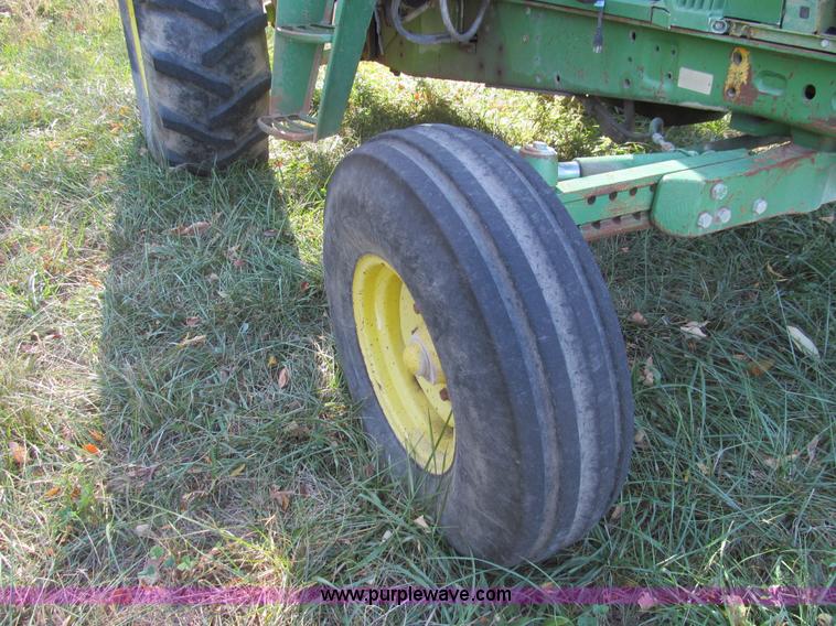 image for item E3534 1994 John Deere 6400 tractor