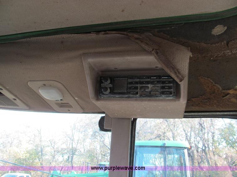 image for item E3534 1994 John Deere 6400 tractor