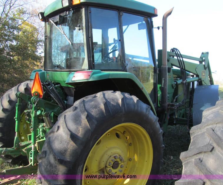 image for item E3535 1994 John Deere 7200 MFWD tractor