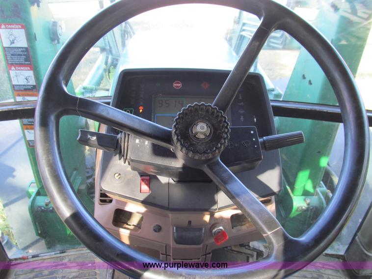 image for item E3535 1994 John Deere 7200 MFWD tractor