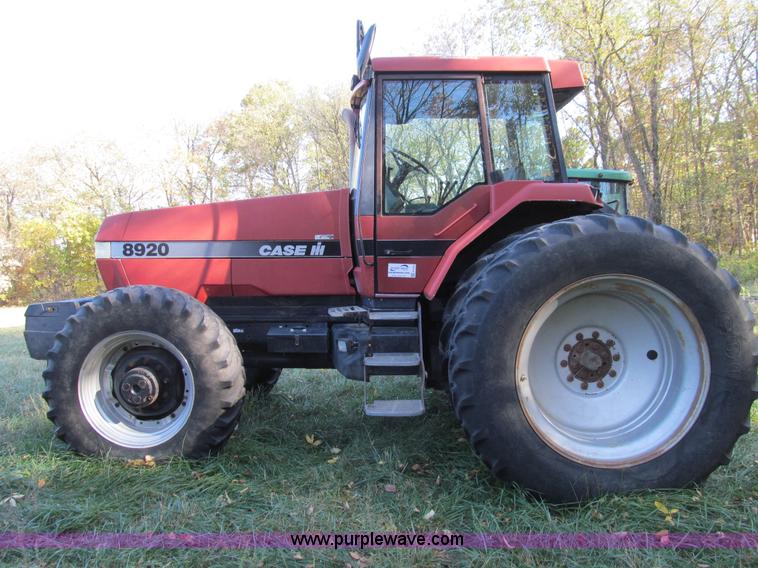 image for item E3536 1997 Case IH 8920 MFWD tractor