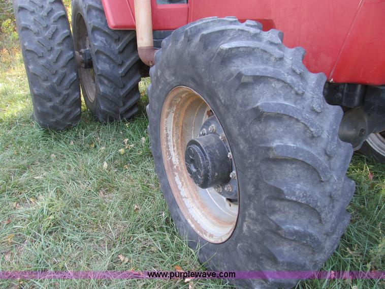 image for item E3536 1997 Case IH 8920 MFWD tractor