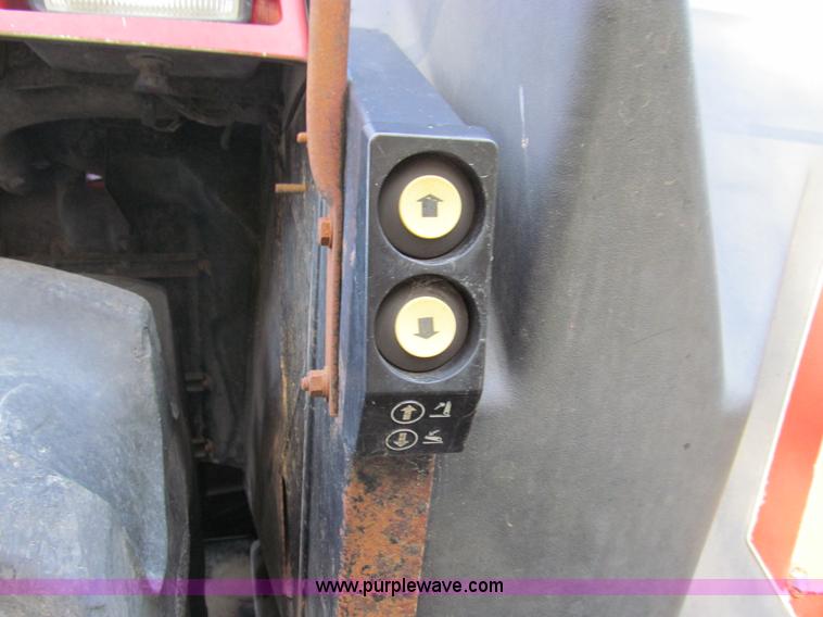 image for item E3536 1997 Case IH 8920 MFWD tractor