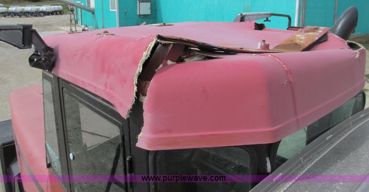 image for item E3537 2000 Case IH Titan FLX3300B dry floater truck