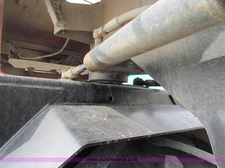 image for item E3537 2000 Case IH Titan FLX3300B dry floater truck