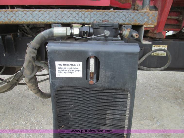 image for item E3537 2000 Case IH Titan FLX3300B dry floater truck