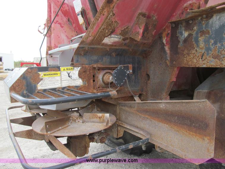 image for item E3537 2000 Case IH Titan FLX3300B dry floater truck