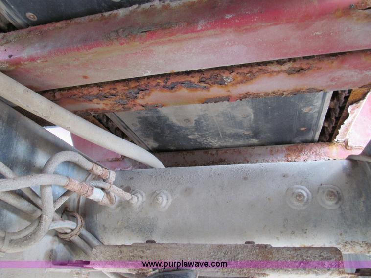 image for item E3537 2000 Case IH Titan FLX3300B dry floater truck