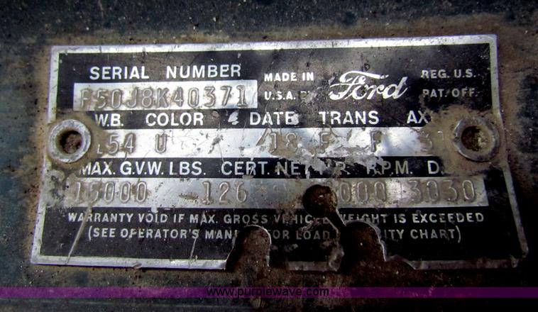 image for item E8092 1958 Ford F500 pickup truck