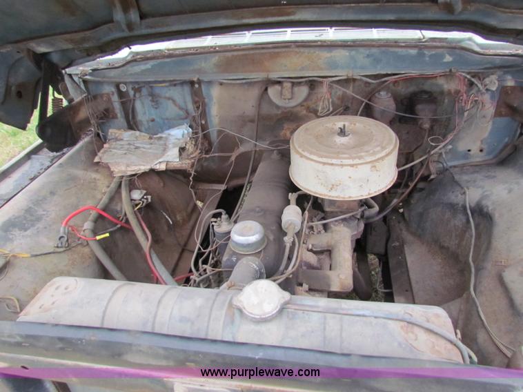 image for item E8092 1958 Ford F500 pickup truck