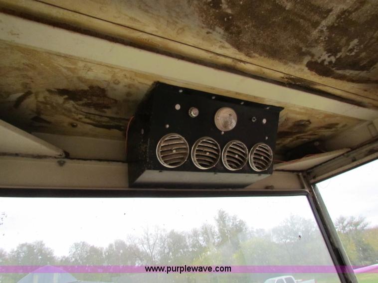 image for item E8093 McCormick International Harvester 101 combine