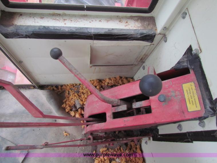 image for item E8093 McCormick International Harvester 101 combine