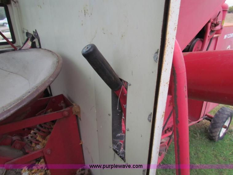 image for item E8093 McCormick International Harvester 101 combine