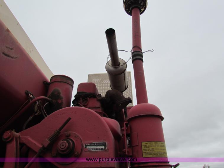 image for item E8093 McCormick International Harvester 101 combine