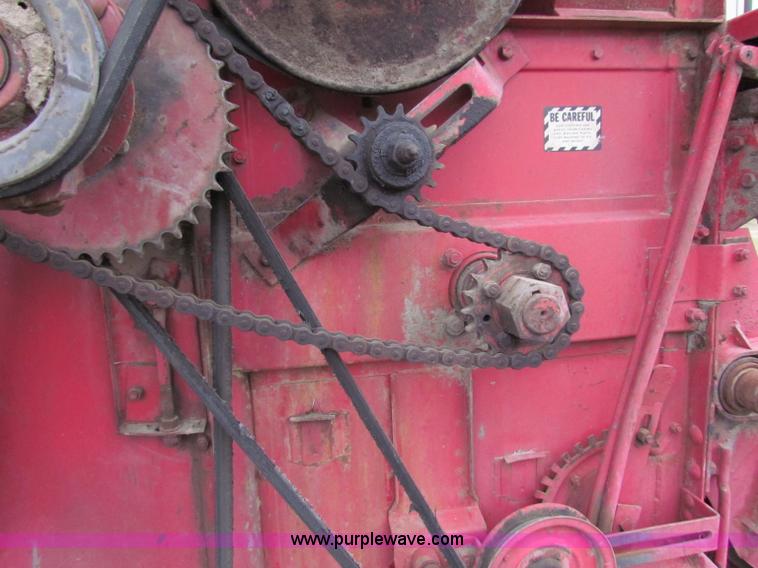 image for item E8093 McCormick International Harvester 101 combine