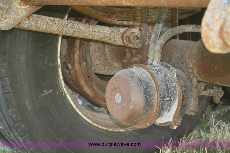 image for item F2522 1993 Timpte 42' double hopper bottom grain trailer