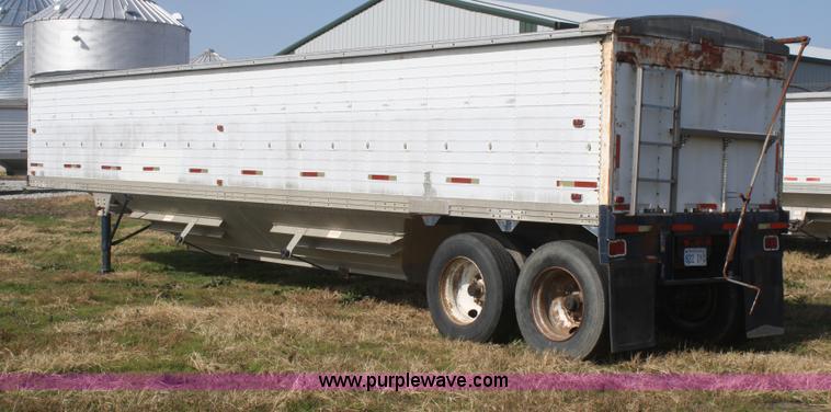 image for item F2523 1979 Timpte 40' double hopper bottom grain trailer