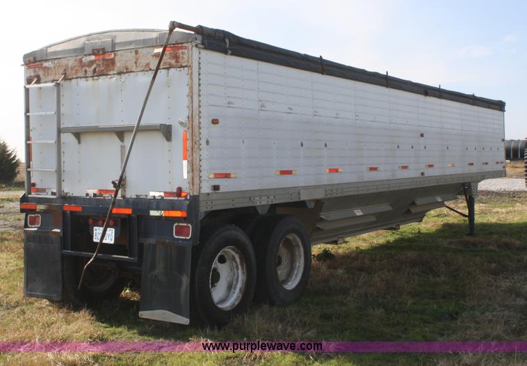 image for item F2523 1979 Timpte 40' double hopper bottom grain trailer