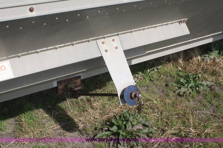 image for item F2523 1979 Timpte 40' double hopper bottom grain trailer