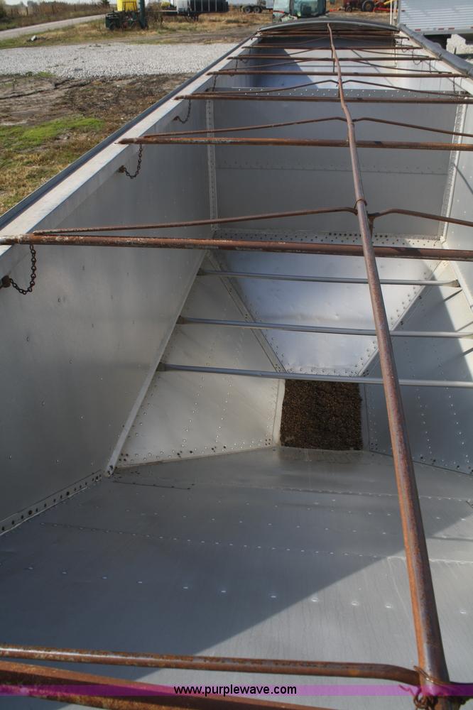 image for item F2523 1979 Timpte 40' double hopper bottom grain trailer