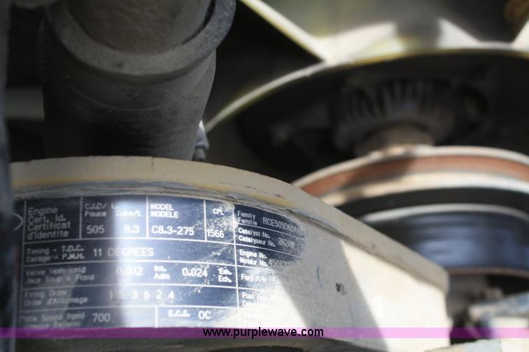 image for item F2696 1995 Ford LN8000 spreader truck