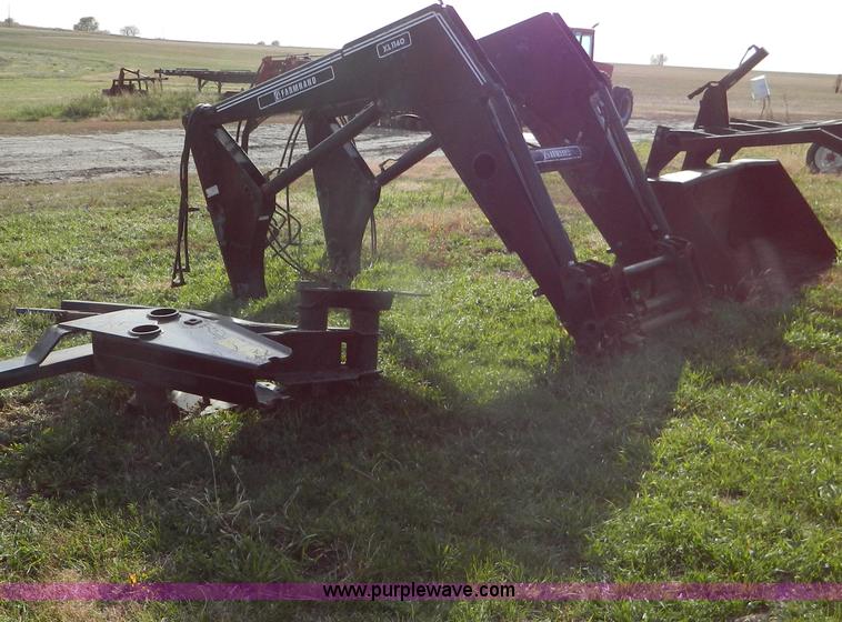 image for item G7532 Farmhand XL1140 loader