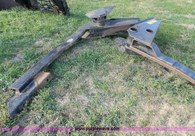 image for item G7532 Farmhand XL1140 loader