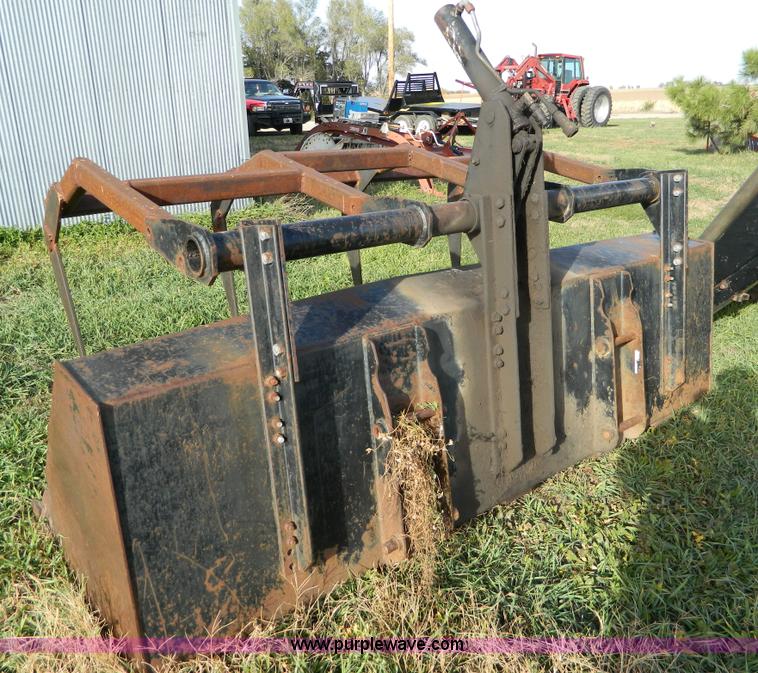 image for item G7532 Farmhand XL1140 loader