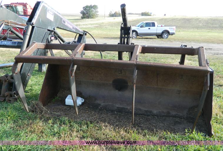 image for item G7532 Farmhand XL1140 loader