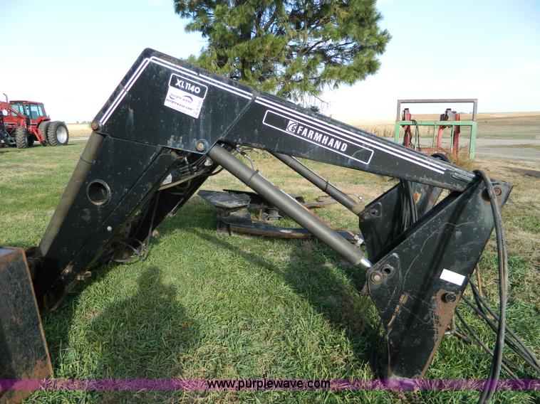 image for item G7532 Farmhand XL1140 loader