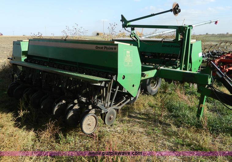 image for item G7534 Great Plains Solid Stand 30 grain drill