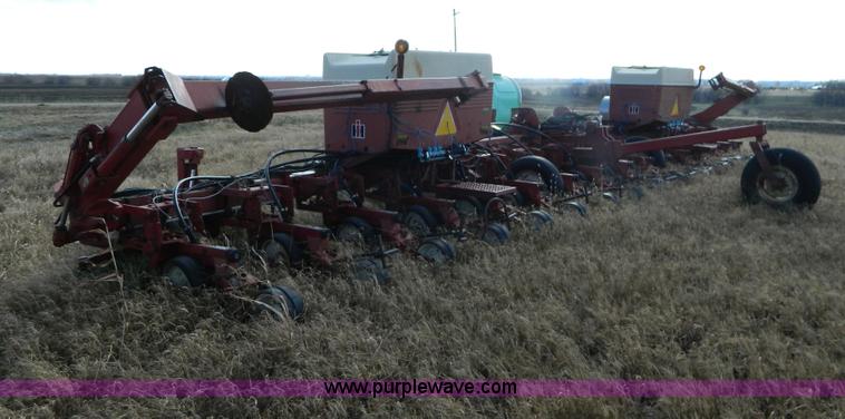 image for item G7556 International Cyclo Air 800 planter