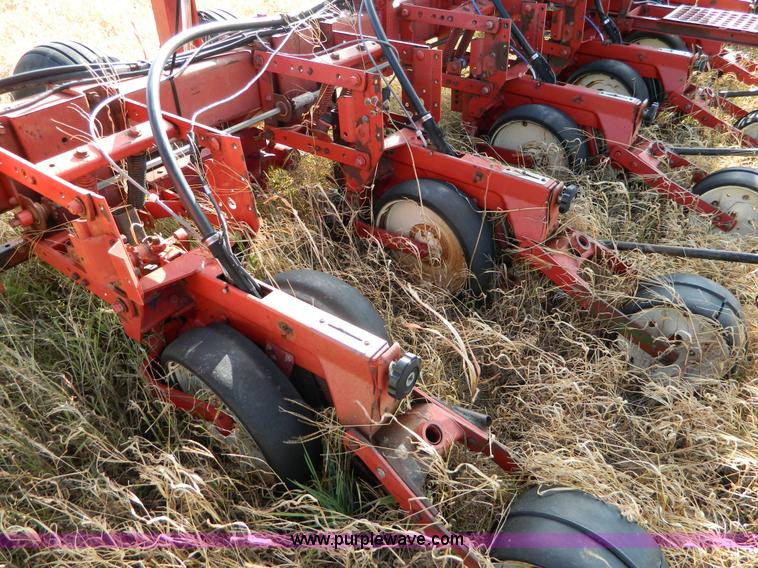 image for item G7556 International Cyclo Air 800 planter