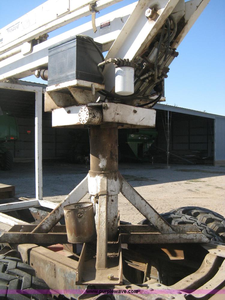 image for item B8307 Dur-a-lift DFSL-36 telescopic boom lift