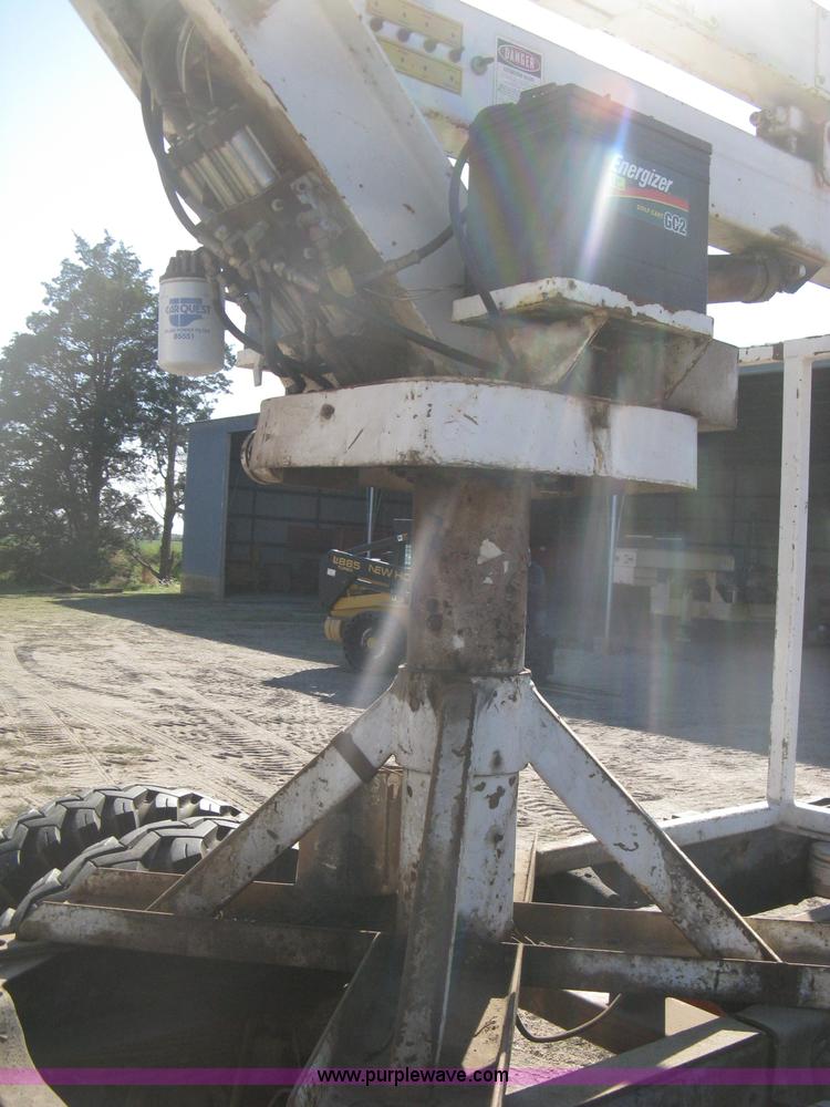 image for item B8307 Dur-a-lift DFSL-36 telescopic boom lift