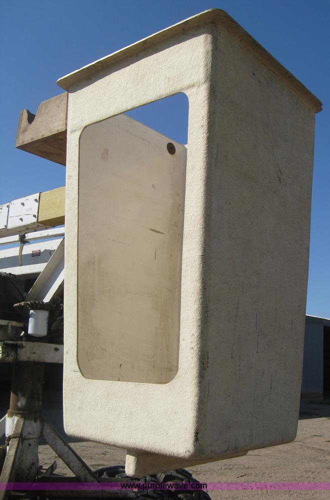 image for item B8307 Dur-a-lift DFSL-36 telescopic boom lift