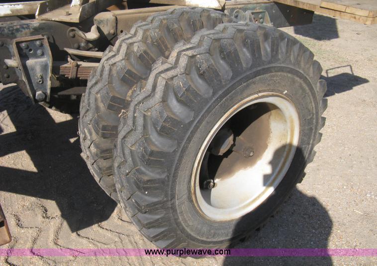 image for item B8307 Dur-a-lift DFSL-36 telescopic boom lift