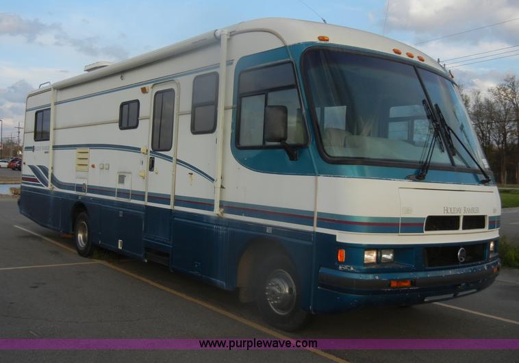image for item D4761 1995 Ford Holiday Rambler Endeavor LE motorhome RV