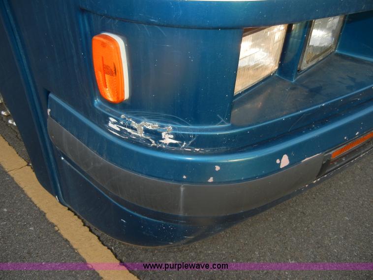 image for item D4761 1995 Ford Holiday Rambler Endeavor LE motorhome RV