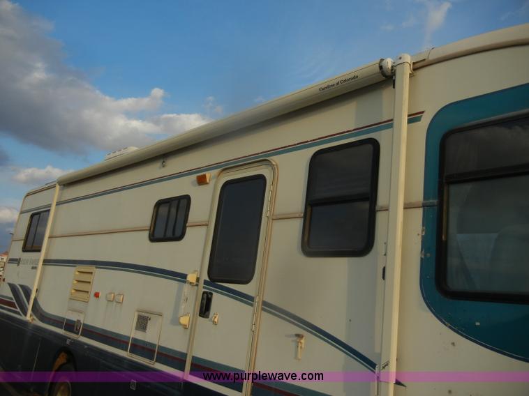 image for item D4761 1995 Ford Holiday Rambler Endeavor LE motorhome RV